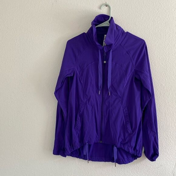 Lululemon Women’s Transition Jacket Sz 4 Full Zip Activewear Bruised Berry - Picture 3 of 8